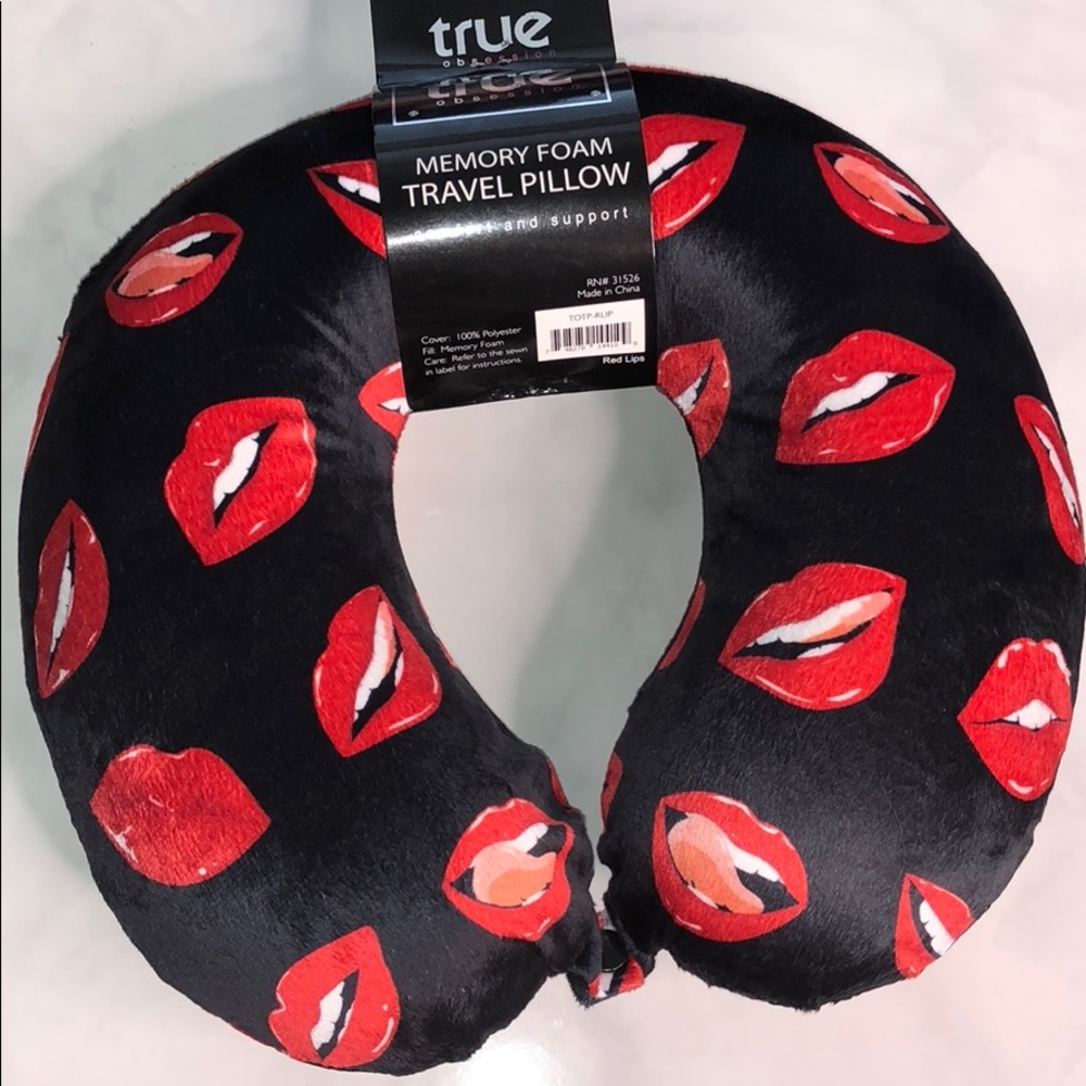 🔥1 HR SALE🔥Memory Foam Travel Pillow Lip Print